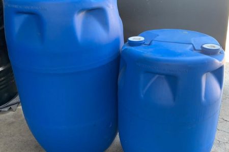 Quais os principais tipos de bombonas plásticas e suas aplicações?